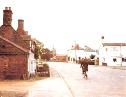 High Street, The Willows on right.